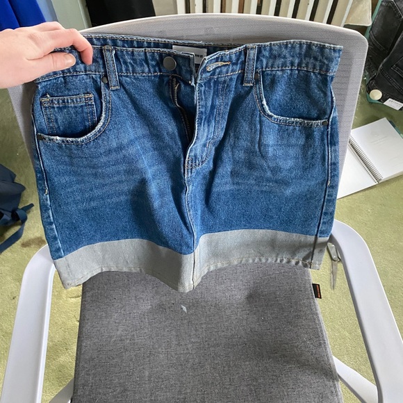 Superdown Two-Toned Denim Skirt - Picture 2 of 3